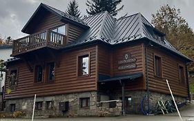 Leonardo Guesthouse
